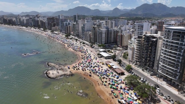 Imagens aéreas da Praia do Morro em Guarapari