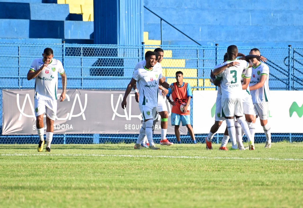 Comemoração do gol de Rian Felipe do Porto Vitória Comemoração do gol de Rian Felipe do Porto Vitória