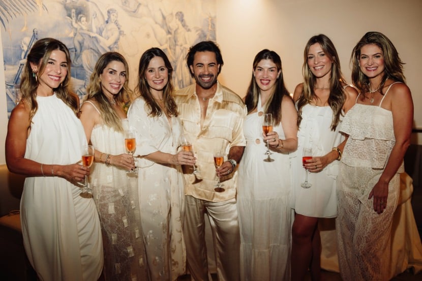Taiana Paste, Mariana Rizzi, Laura Lorenzoni, Kaiky Plaster, Juliana Sartório, Aline Galvão e Flávia Modenese