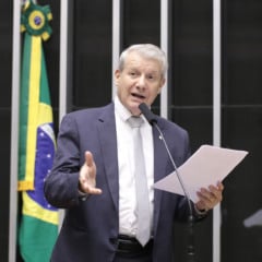 Deputado Paulo Folletto (foto: Bruno Spada / C&acirc;mara dos Deputados)