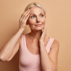 Pele madura sem flacidez: o que realmente funciona para tratar a flacidez da pele