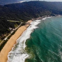 Praia do Pinho, em Balne&aacute;rio Cambori&uacute;