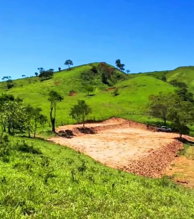 Arthur Picoli em sua nova mans&atilde;o em Conduru, no ES (Foto:Reprodu&ccedil;&atilde;o/Instagram @arthurpicoli)