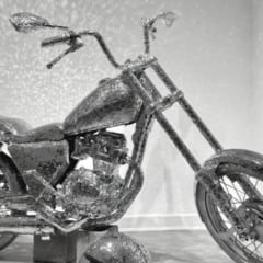 Harley-Davidson de espelhos criada pelo designer Ricardo Benucci (Foto: Divulga&ccedil;&atilde;o)