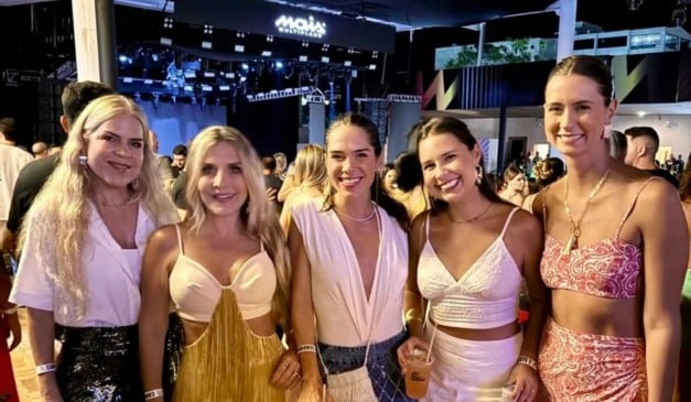 Um show de verão ao som de Cidade Negra e Marcelo Falcão