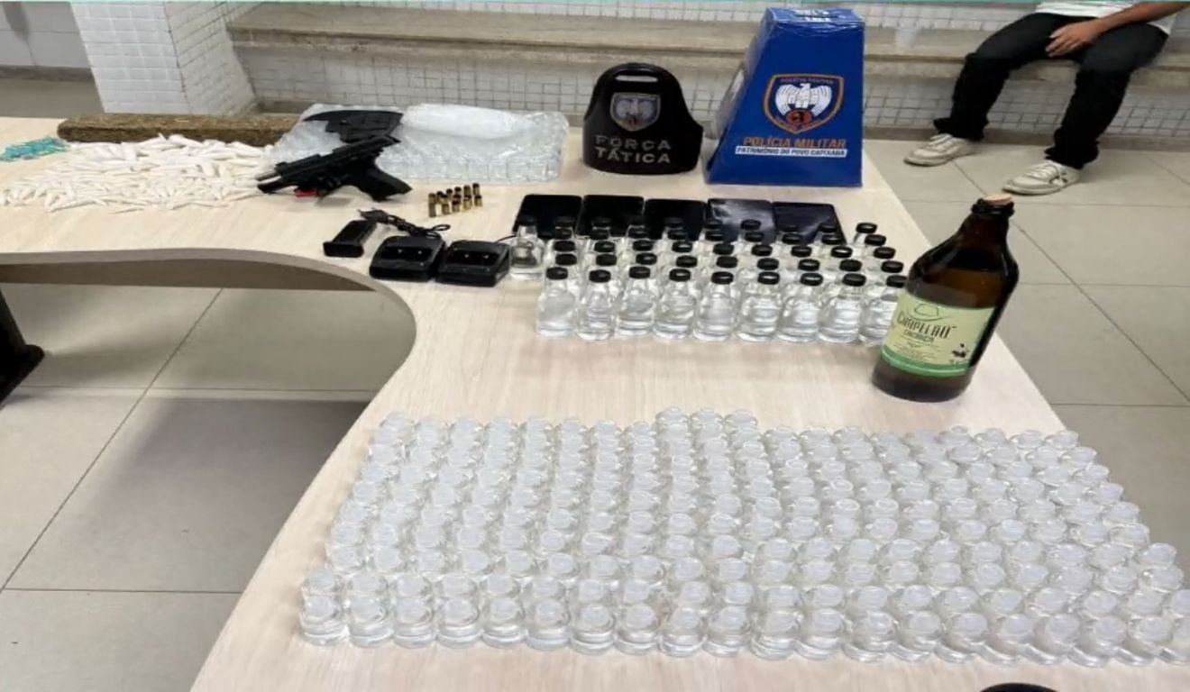 Loló é encontrado em garrafas de cachaça em distribuidora de Cariacica