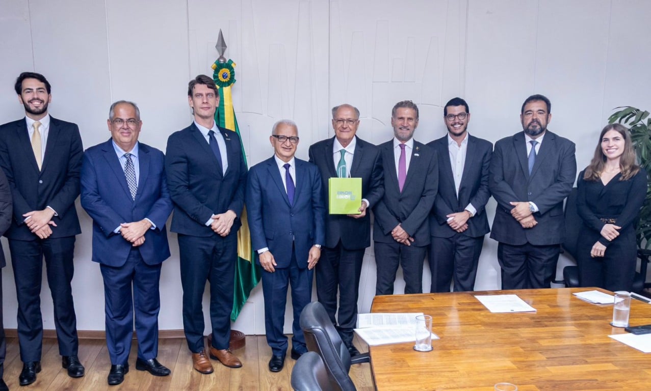 Em Brasília, setor cafeeiro pressiona Alckmin�por tarifa zero no mercado americano