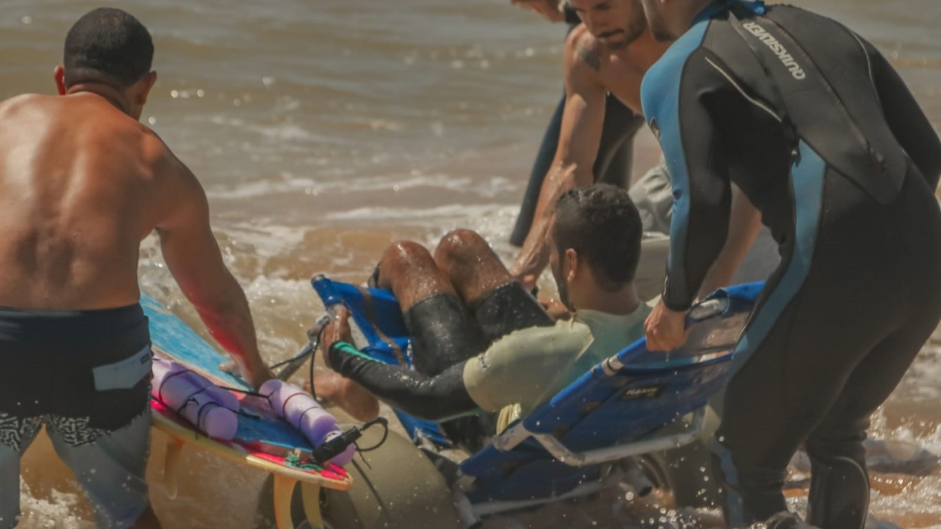 Muriel Franklin de Souza Surfe Adaptado