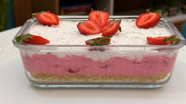 Tortinha de Mousse de Morango com Geleia. Foto: Roberta Salgueiro