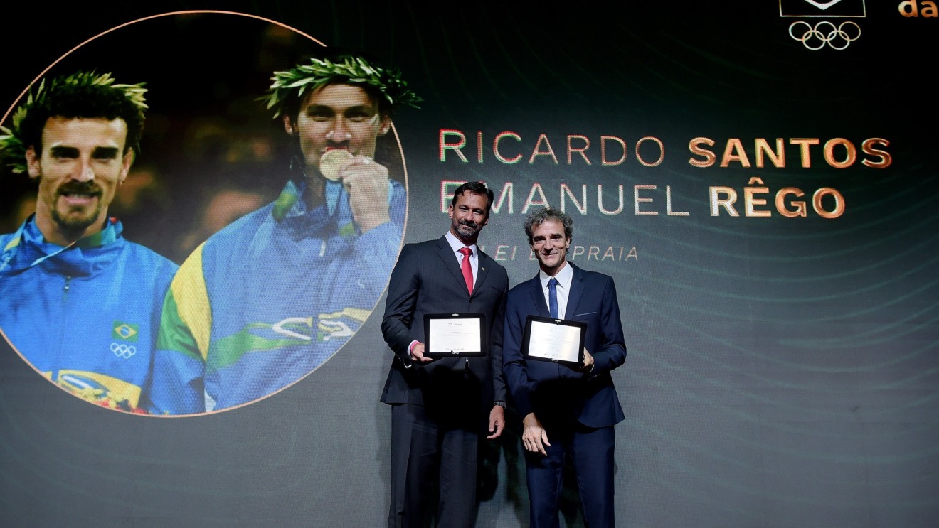 2026.04.08 - Rio de Janeiro/RJ - Hall da Fama 2026 - Local: Copacabana Palace - Hall da Fama do COB celebra ídolos olímpicos, as duplas Alex Welter e Lars Björkström, da Vela; e Ricardo e Emanuel, campeões no vôlei de praia, e a lenda do basquete brasileiro Oscar Schmidt - Foto:Alexandre Loureiro/COB - IG: alexandreloureiroimagens