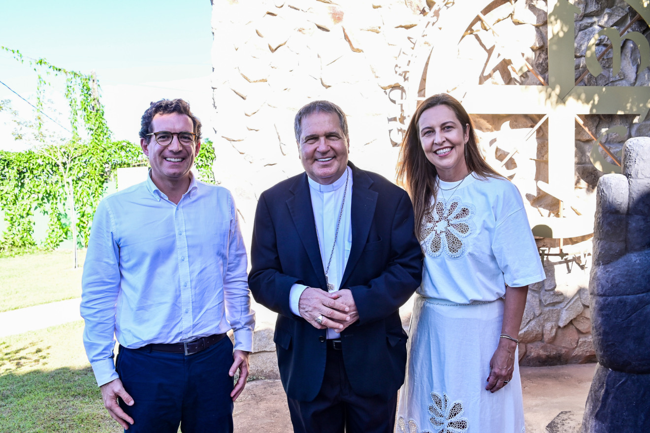CEO da EDP na América do Sul, João Brito Martins, Arcebisbo de Vitória, Dom Ângelo Ademir Mezzari, e Erika Kunkel, Presidente do Instituto Modus Vivendi CEO da EDP na América do Sul, João Brito Martins, Arcebisbo de Vitória, Dom Ângelo Ademir Mezzari, e Erika Kunkel, Presidente do Instituto Modus Vivendi