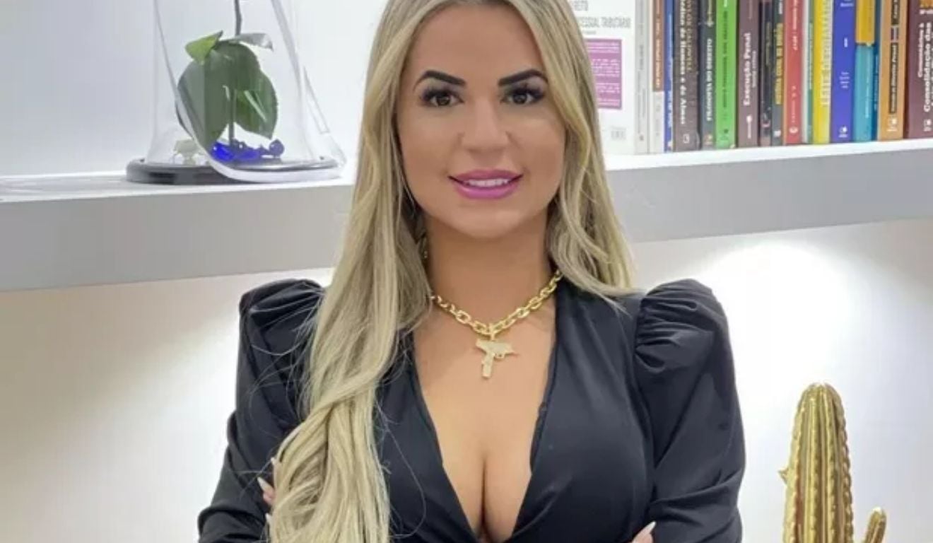 Laudo: joias de Deolane têm materiais fora do padrão da alta joalheria