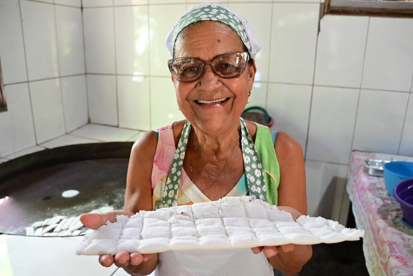 Dona Beatriz
Beijuzeira natural do Quilombo do
Angelim 1 Dona Beatriz
Beijuzeira natural do Quilombo do
Angelim 1