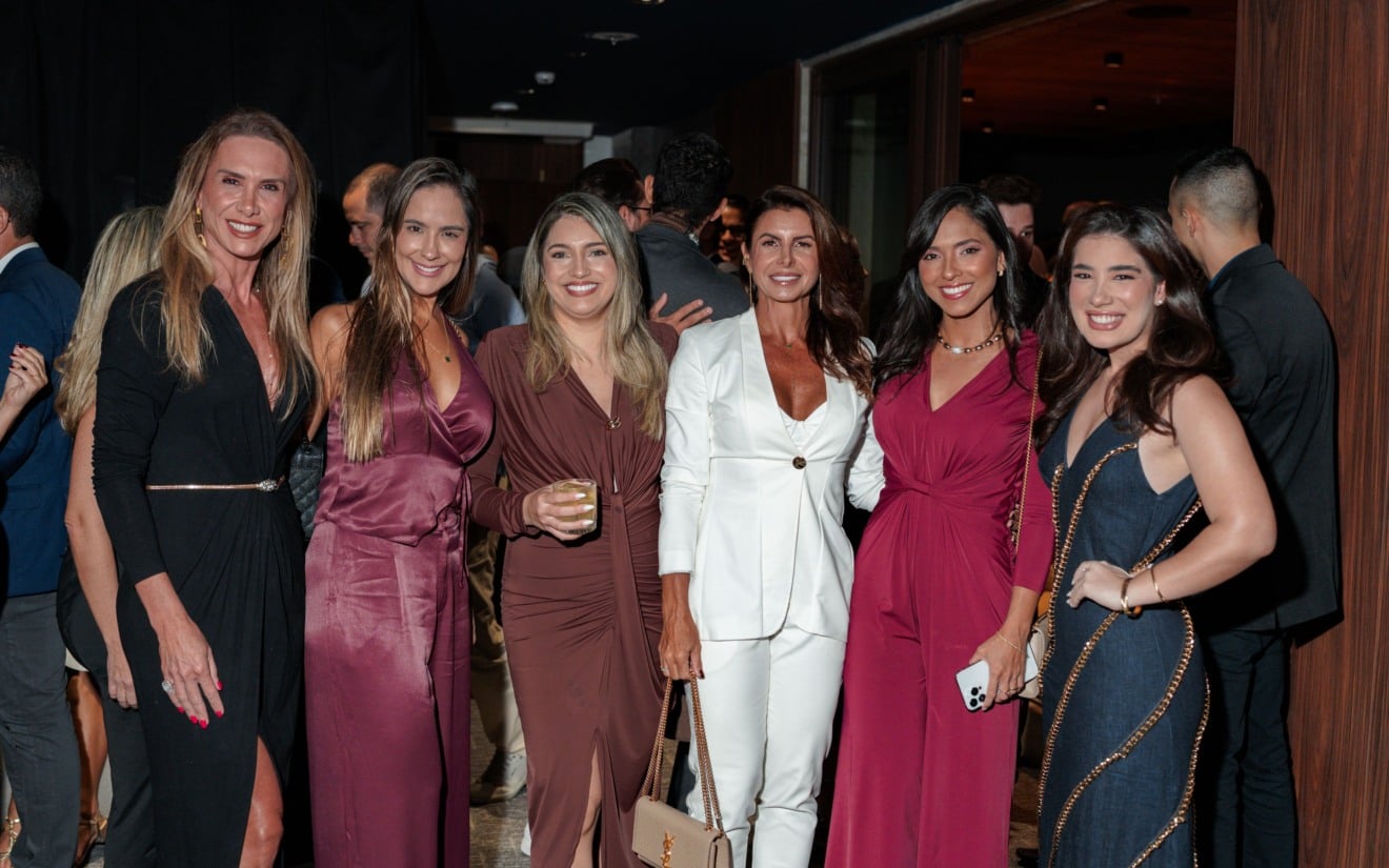 Simoni Marconi e convidadas na inauguração da Enjoy Business