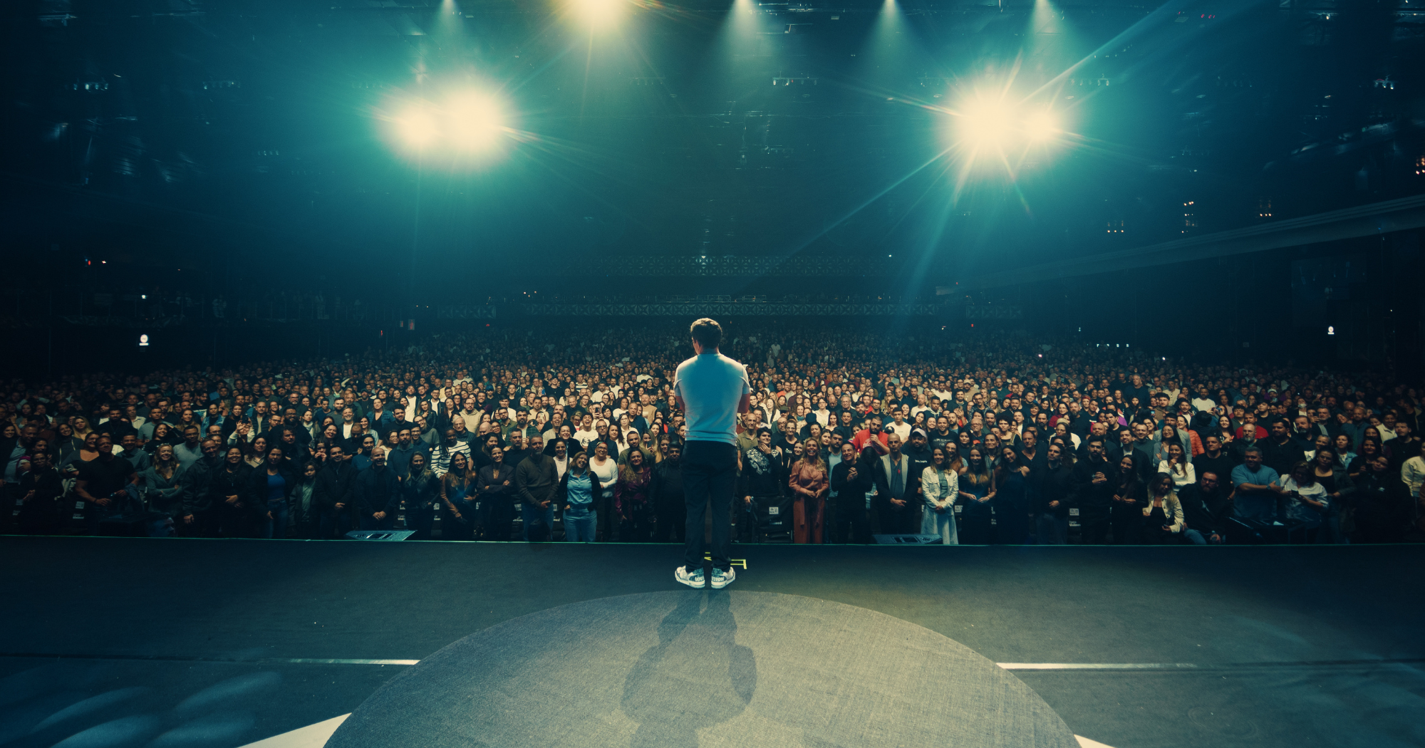 Renato Albani fará mega show no Kleber Andrade; veja ingressos e data
