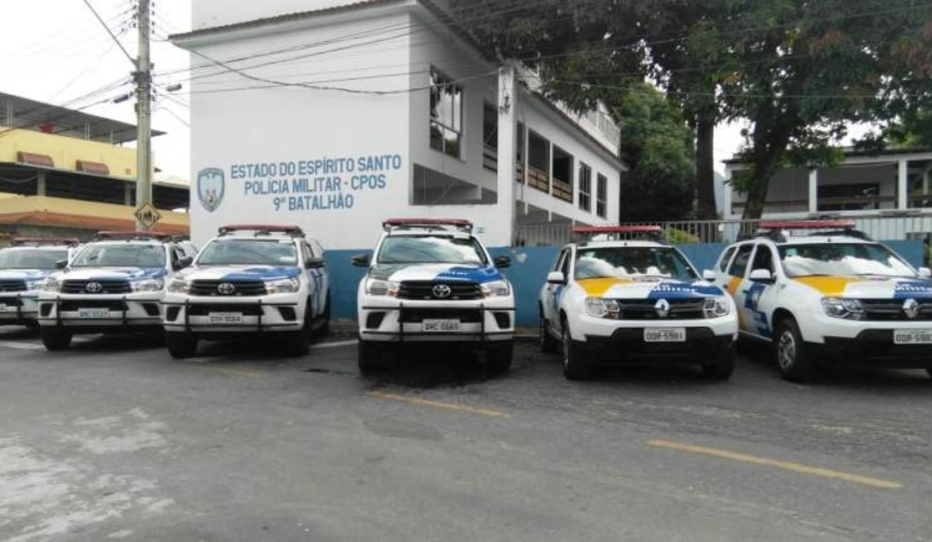 Ex invade casa, dá soco em mulher com bebê no colo e faz disparos no Sul do ES