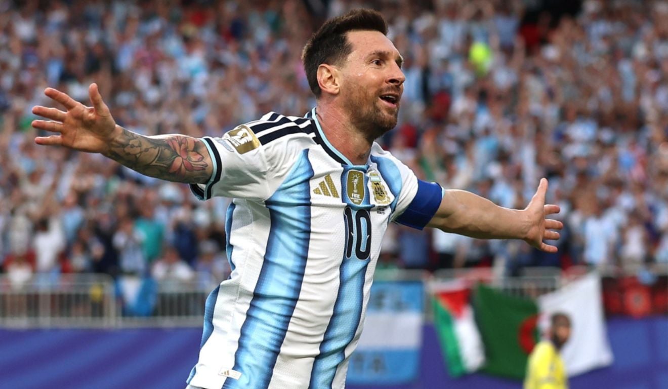 Messi dá show e quebra recordes em vitória da Argentina sobre a Argélia