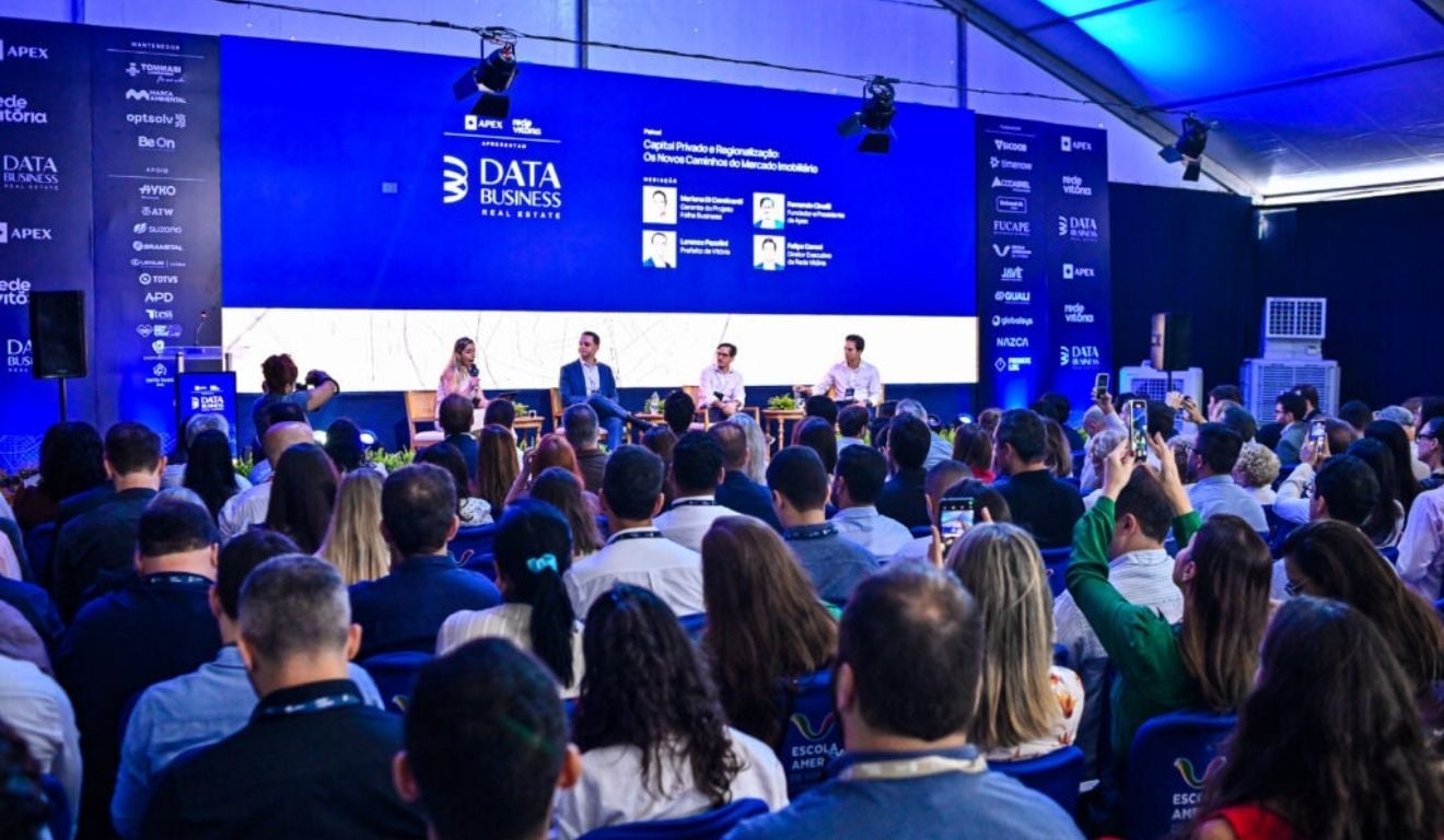 Data Business reúne lideranças para debater IA, escala 6×1 e varejo capixaba