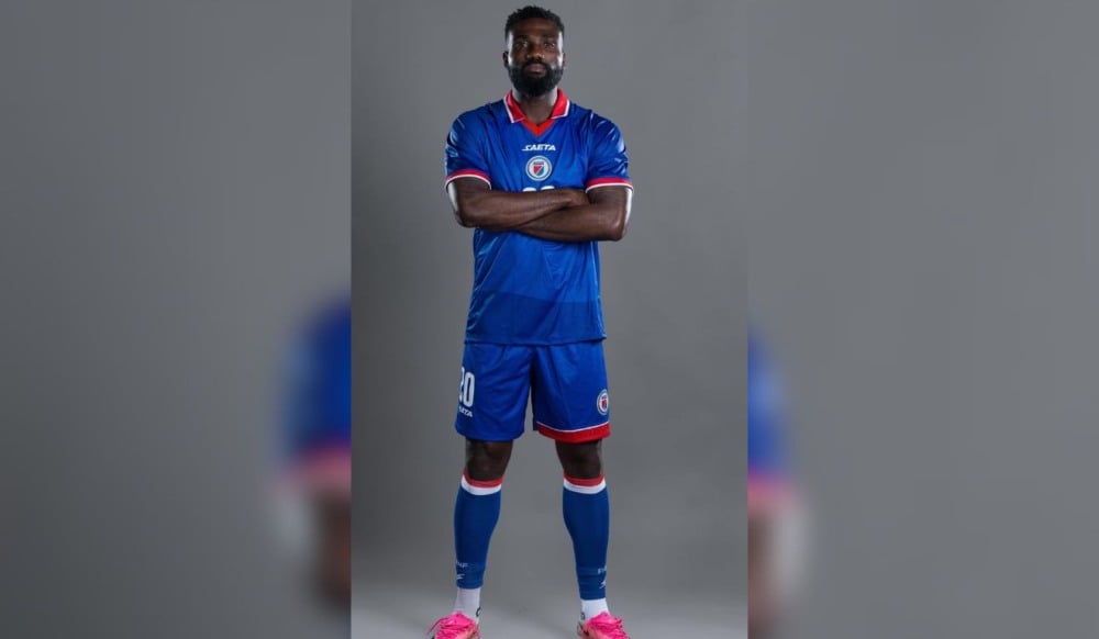 Atacante do Haiti passou fome e virou herói em seu país: "Metade dos haitianos torce pelo Brasil"