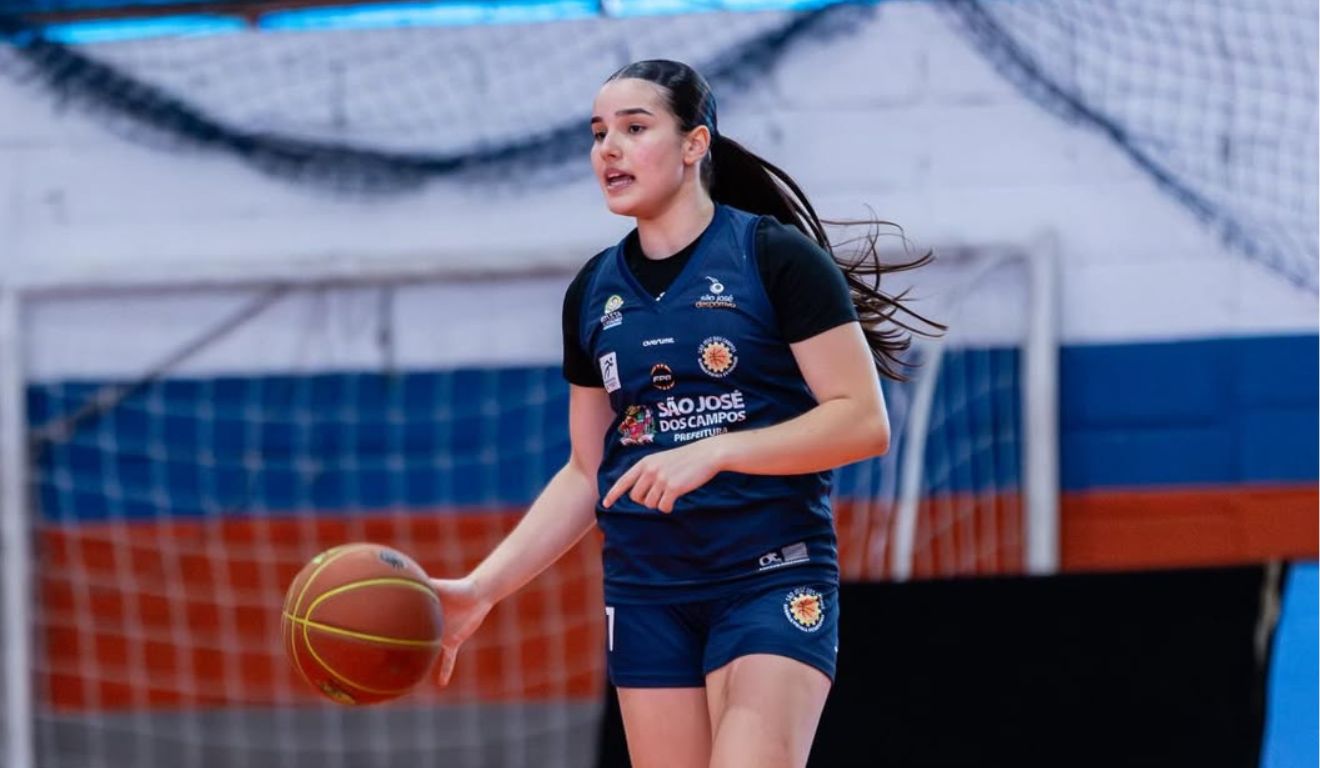 Em alta! Capixaba é convocada para a seleção brasileira sub-18 de basquete