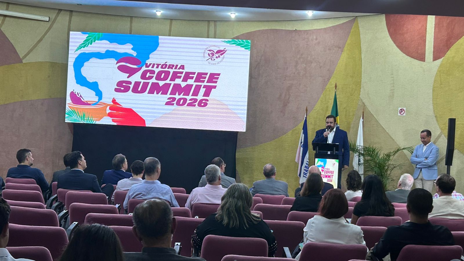 Vitória Coffee Summit 2026 reúne mercado global do café e reforça protagonismo capixaba