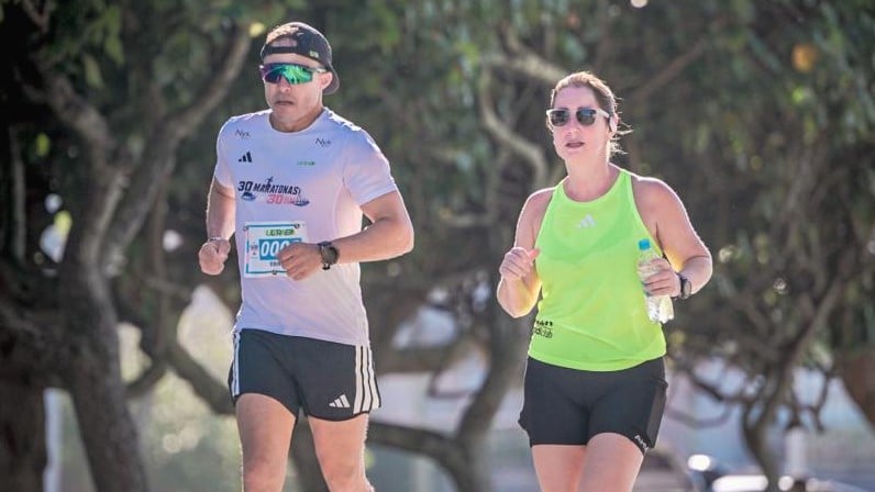30 maratonas em 30 dias: corredor faz desafio solidário e sonha com marca no Guinness Book