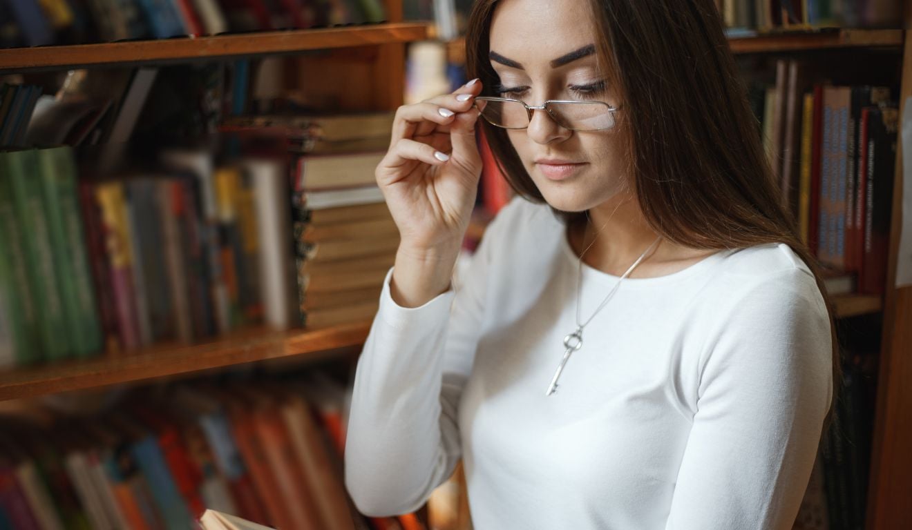 Como escolher um óculos de grau: veja dicas para acertar nas lentes e na armação