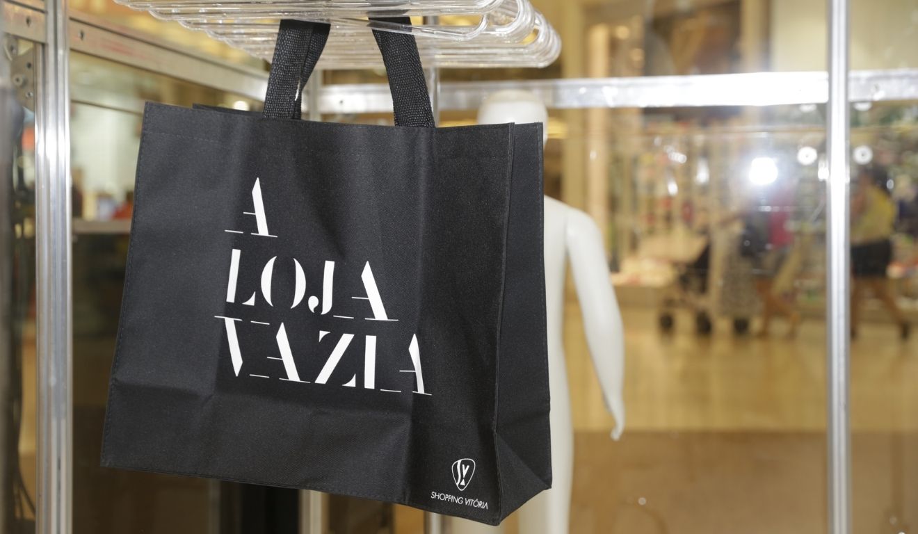 Roupas de marcas conhecidas por R$ 10: veja guia de bazares solidários no ES