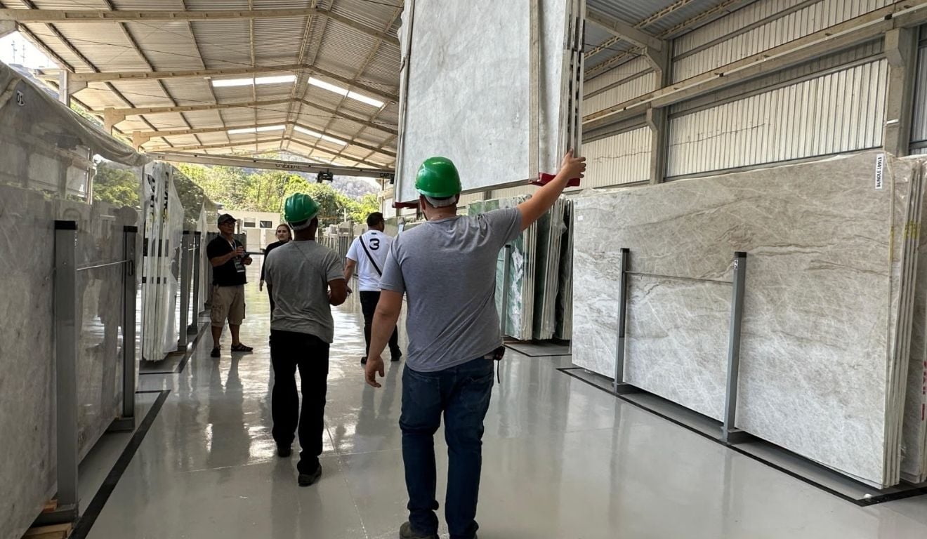 Tarifaço dos EUA encarece rochas brasileiras e favorece Itália e Índia