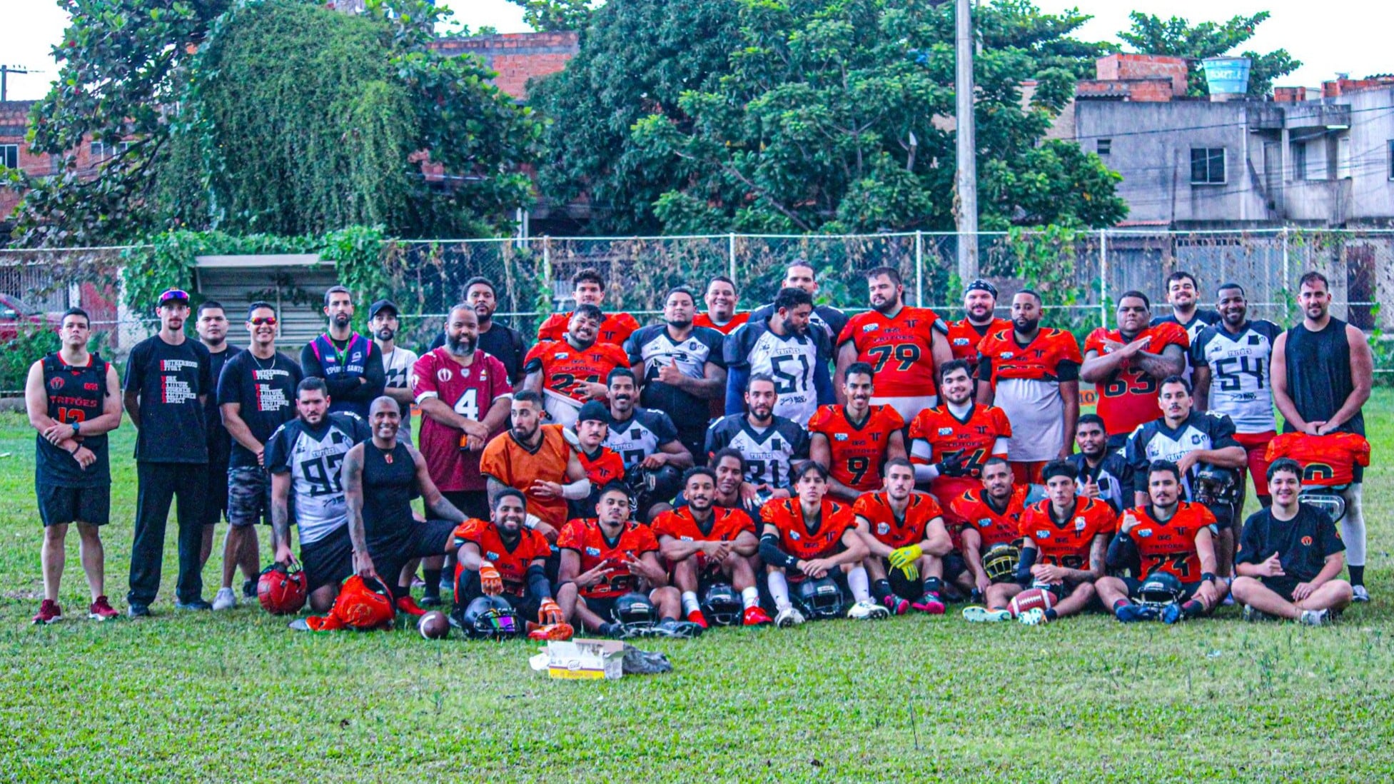 Tritões estreia na Superliga contra o Macaé Oileres em Viana - QTU Questões do Universo