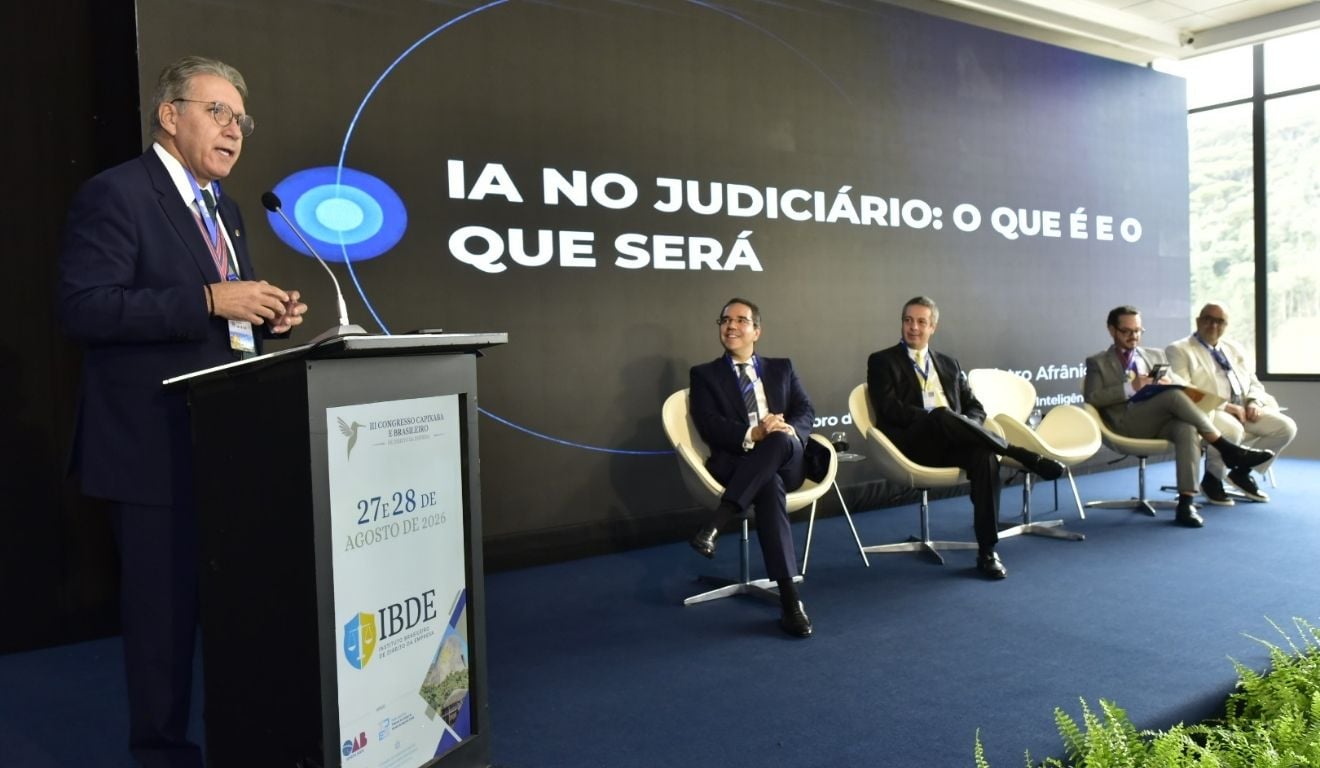 IA no Judiciário ganha destaque em congresso com ministro do STJ no ES - QTU Questões do Universo