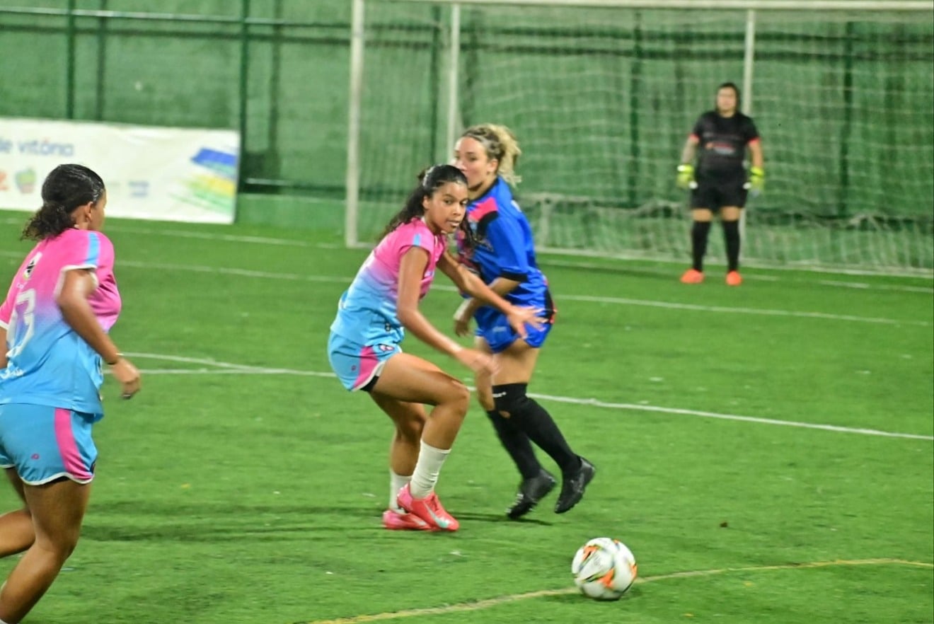 Copa Vitória das Comunidades 2026. Las Lobas x Estadual 13. Campo de Itararé