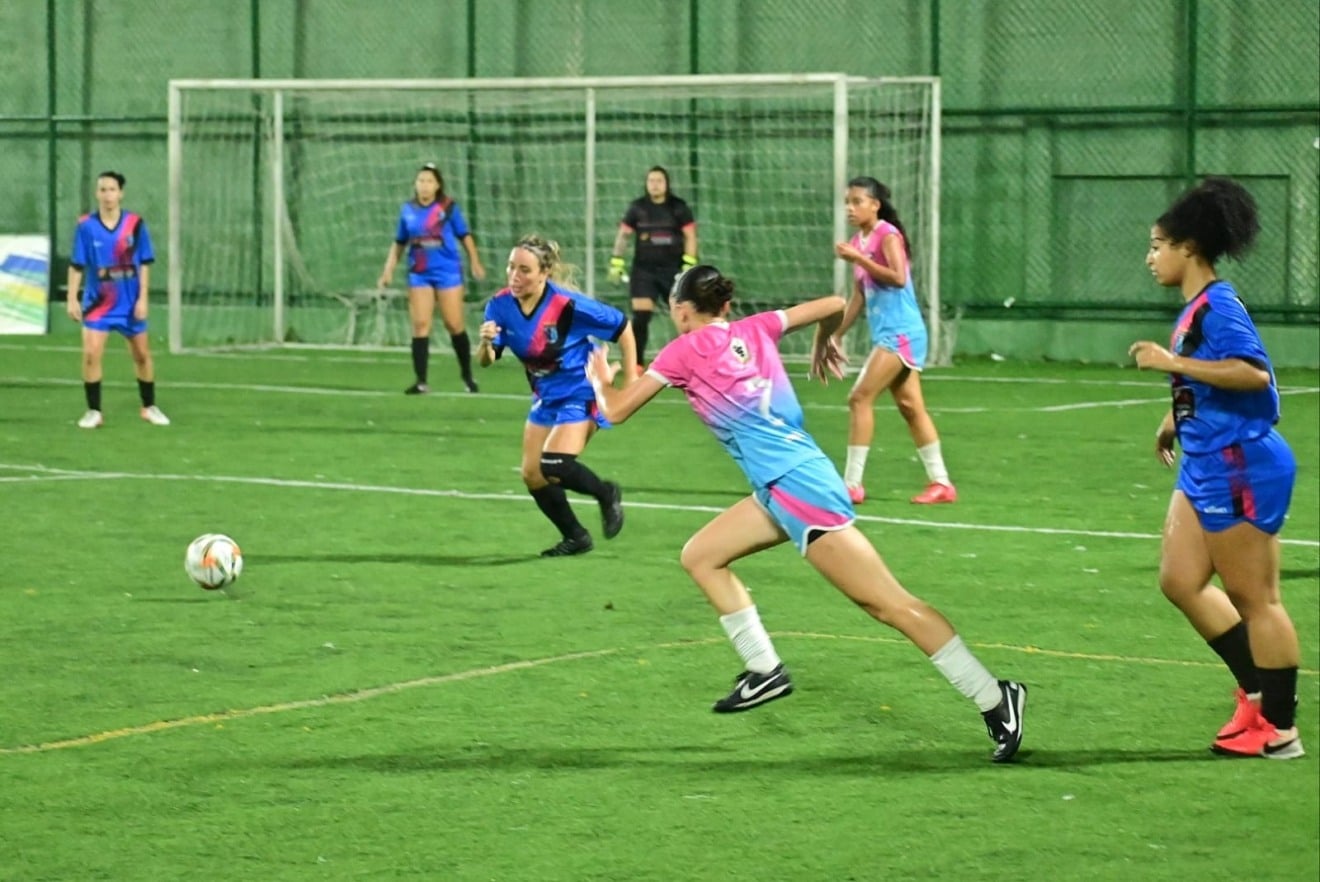 Copa Vitória das Comunidades 2026. Las Lobas x Estadual 13. Campo de Itararé