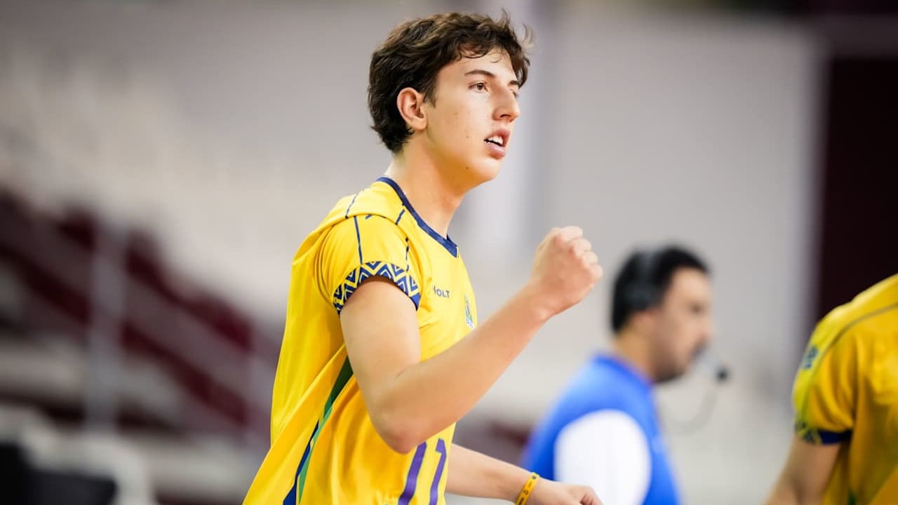 Capixaba é medalhista com a seleção brasileira de vôlei no Mundial Sub-17 - QTU Questões do Universo