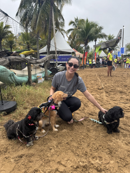 Rachel França com Cleo, Charlotte e Nescau