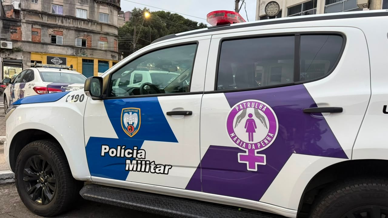 Mãe dá bronca em filho após ele bater no cachorro e acaba agredida com soco em Cariacica