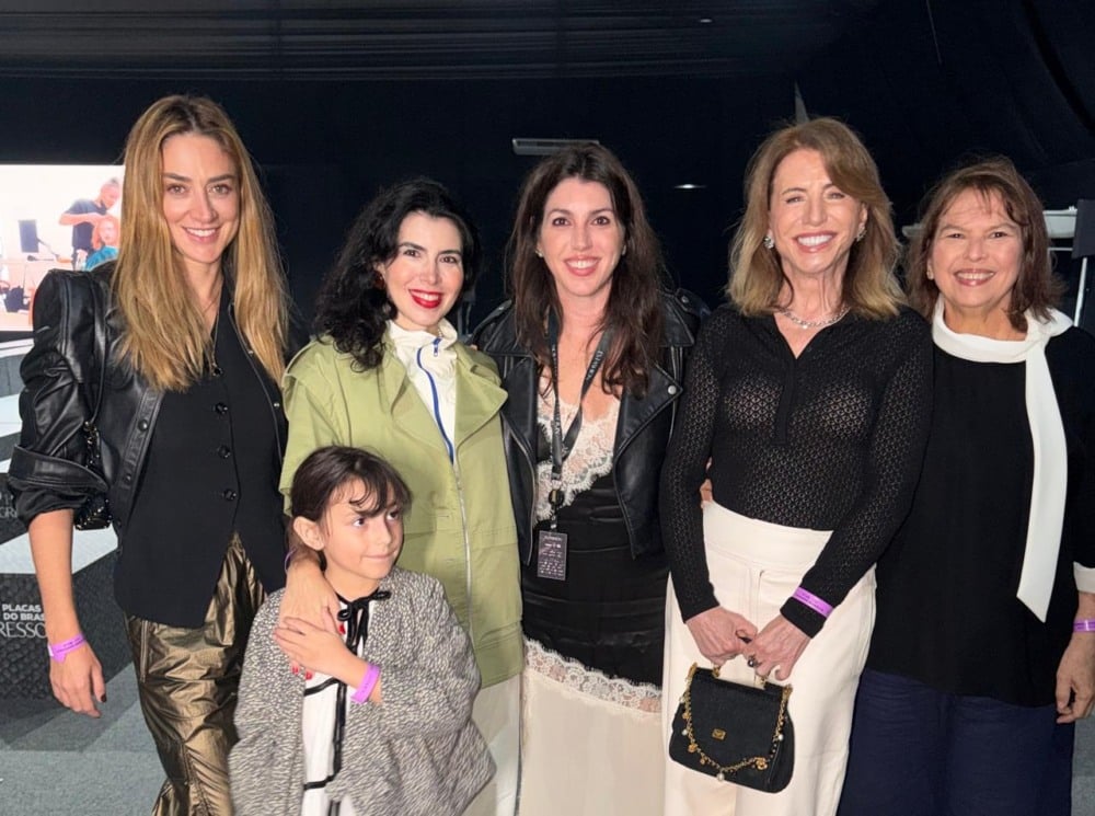 Carol Morales, Regina Leal, Debora Leal, Ada Mota e Renata Leal Carol Morales, Regina Leal, Debora Leal, Ada Mota e Renata Leal