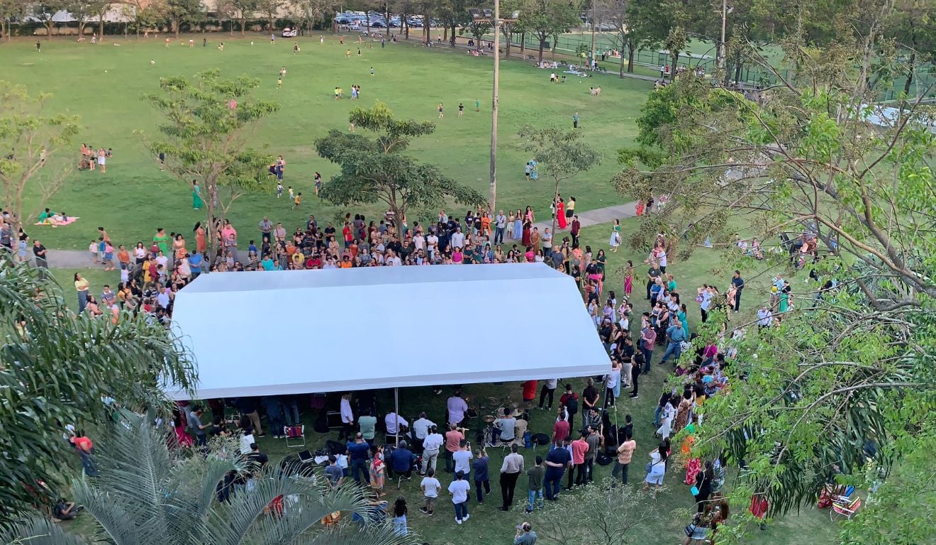 Igreja Maranata faz cantata e reúne 500 fiéis no Parque Pedra da Cebola nesta terça-feira - Foto