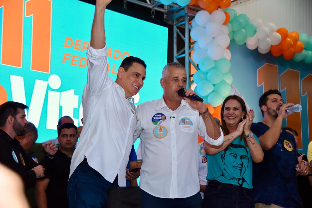 Afago de Magno Malta a Marcos do Val gera rebuliço na direita