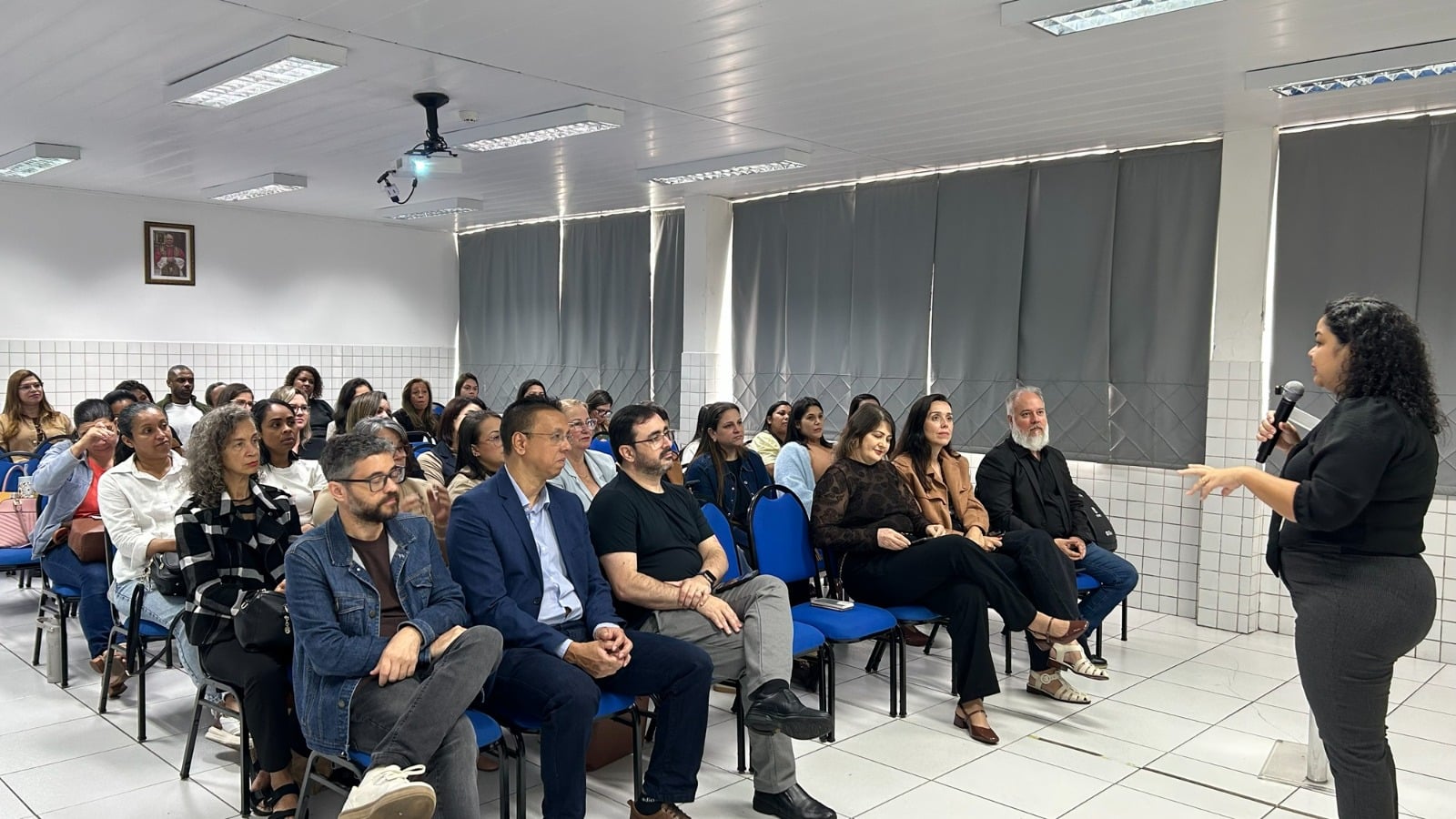 Profissionais das Apaes-ES iniciam pós-graduação
