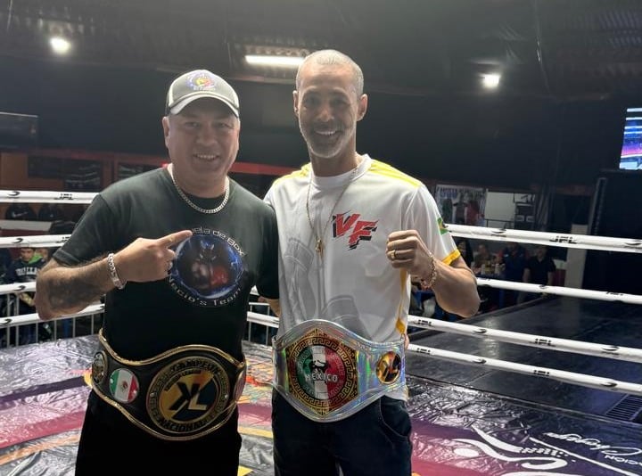 Laécio Nunes é homenageado em evento do kickboxing no México