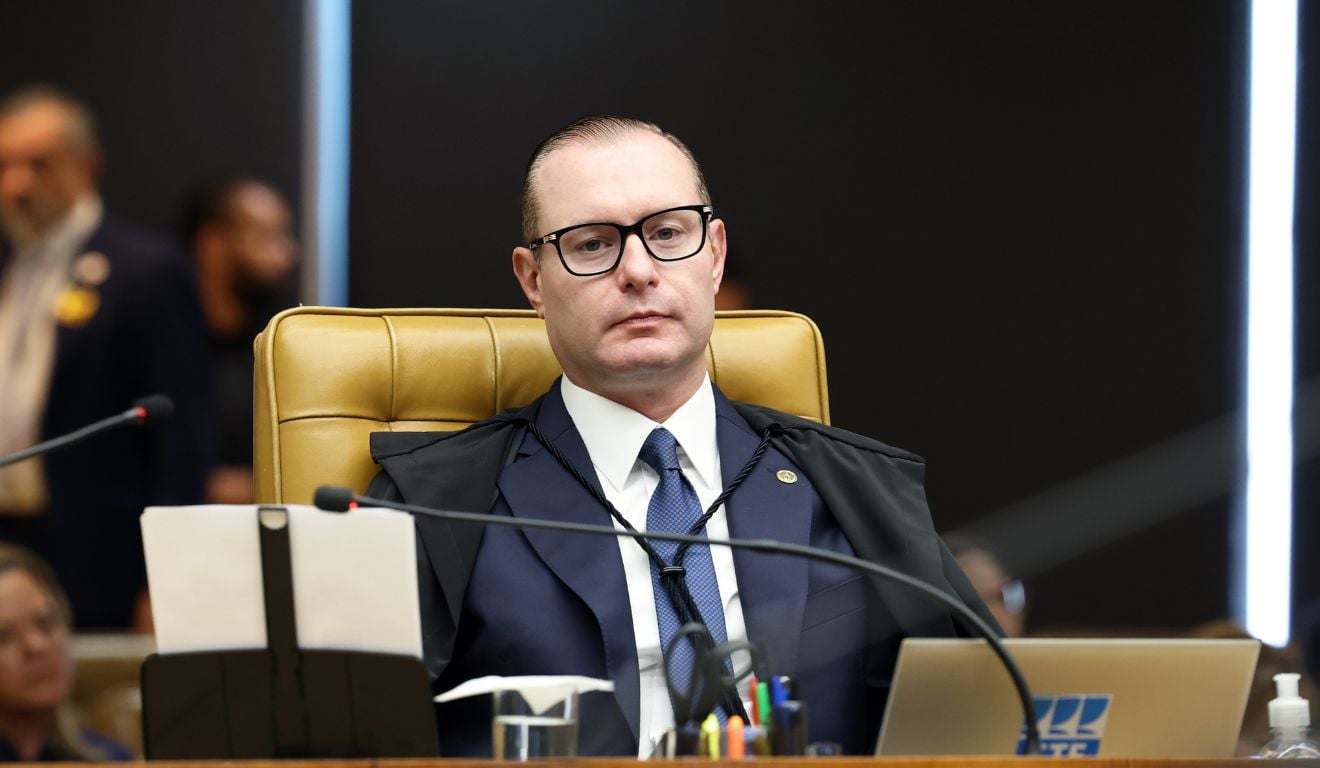 Cristiano Zanin vota para julgar Moraes e Mendonça em conjunto; placar está 3 a 1
