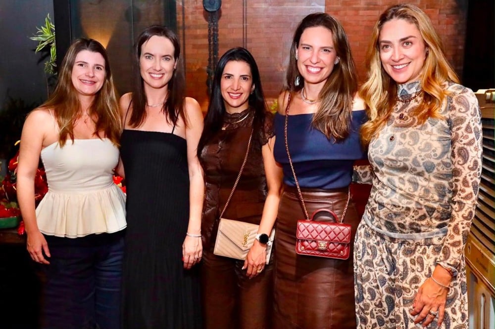 Talyne Bolzan, Anna Paula Bastianello, Cristina Caus, Patrícia Correia, Carolina Morales
