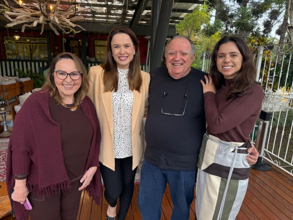 Lilia Mello, Francielly Ramos, Juarez Campos e Clarissa Soyka