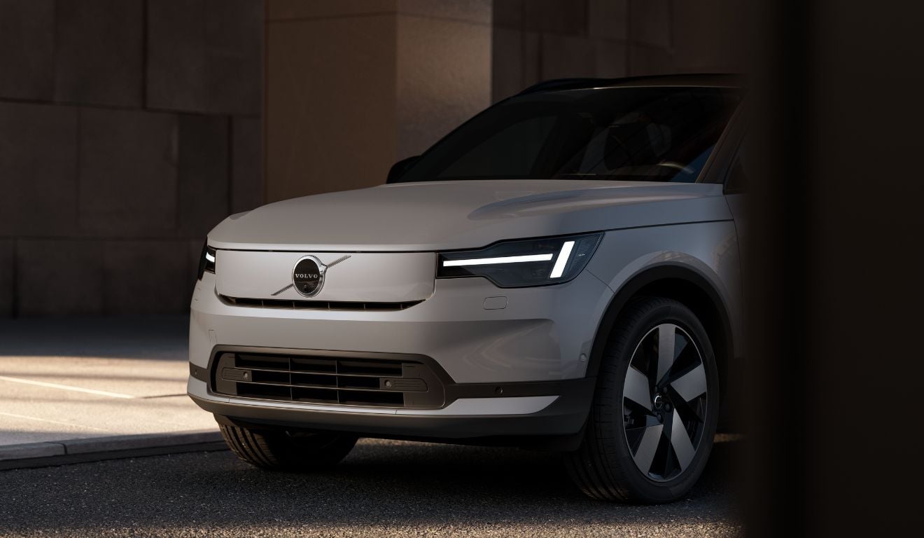 Volvo prepara 13 carros novos até 2030 e amplia espaço dos híbridos