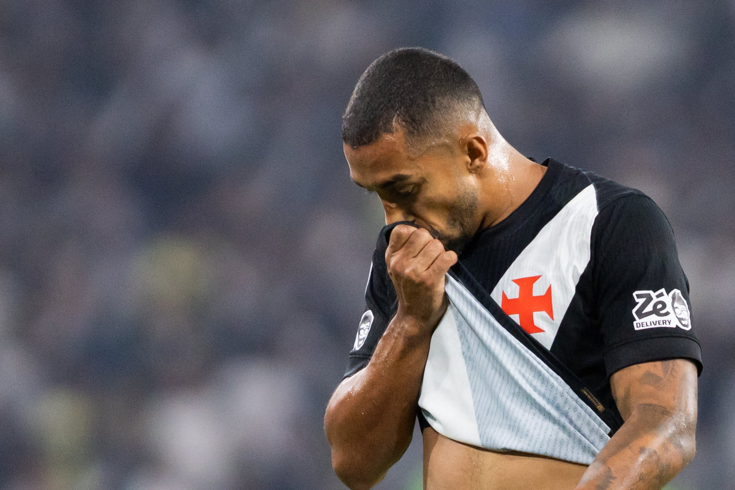 Vasco se divide entre a luta contra o rebaixamento e o novo sonho na Copa do Brasil