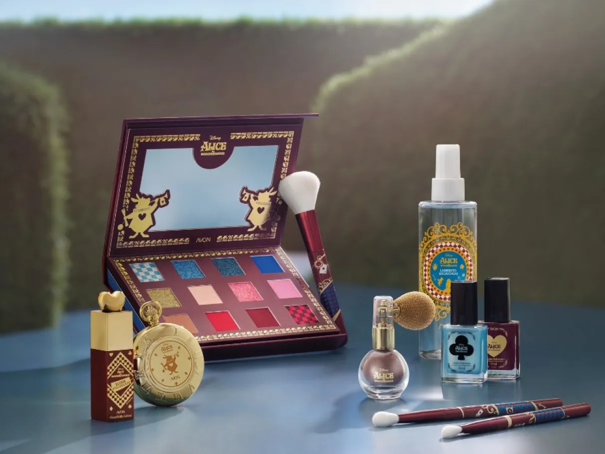 Avon lança coleção de maquiagem inspirada em Alice no País das Maravilhas; veja preços