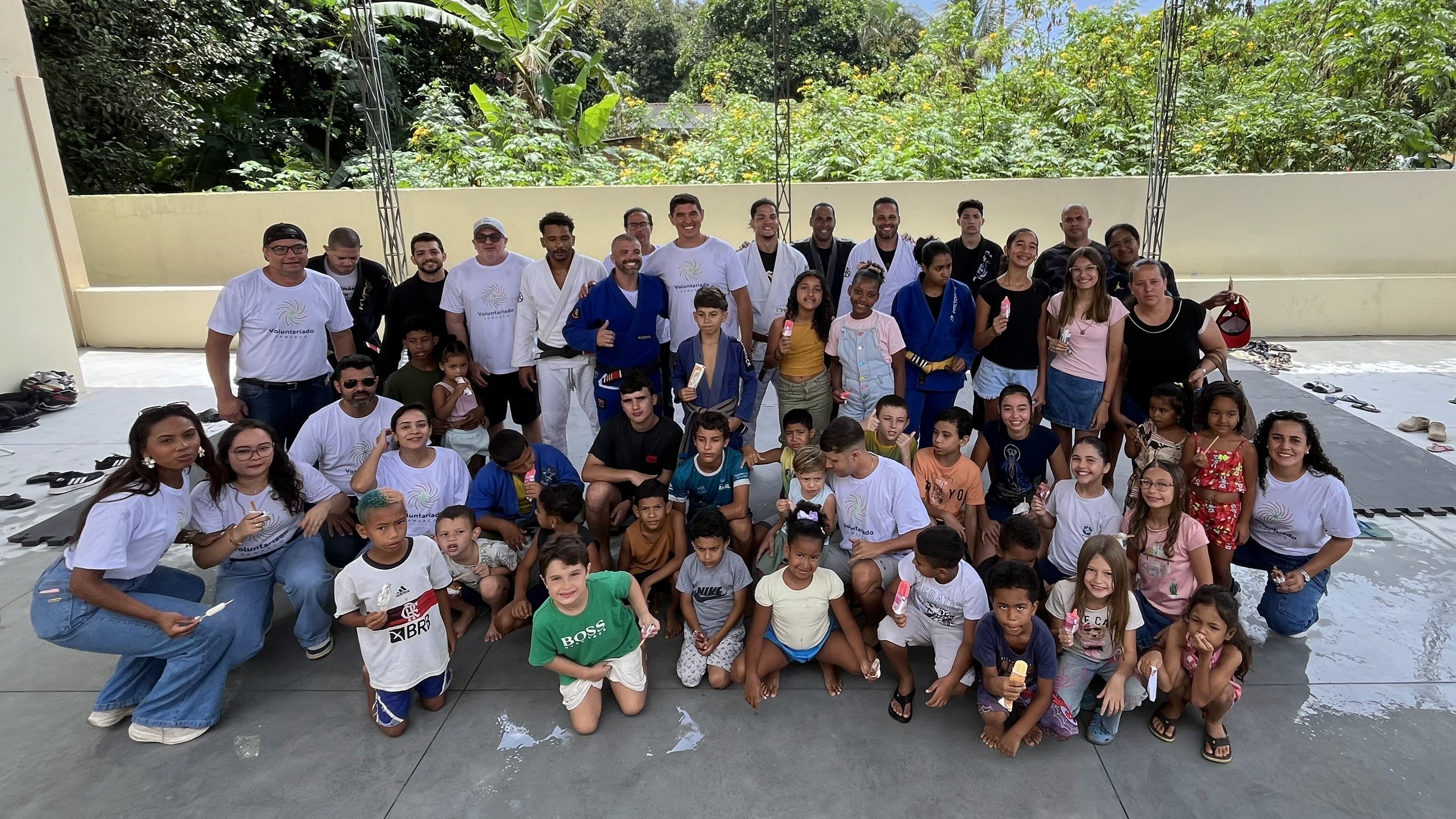 Projeto usa o jiu-jítsu para abrir novos caminhos para crianças de Guarapari