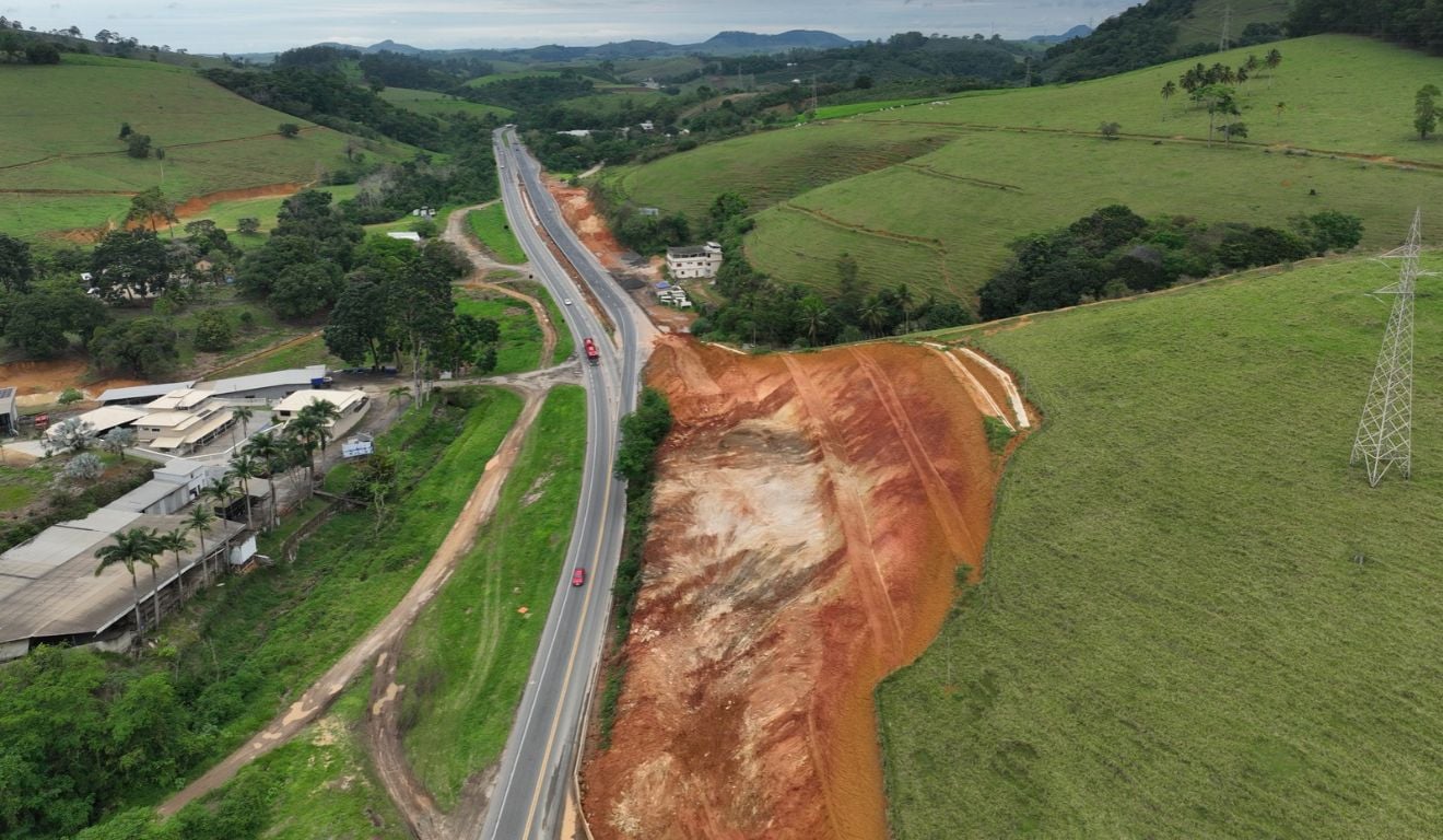 BR-101 será totalmente interditada para explosão de rochas no Sul do ES