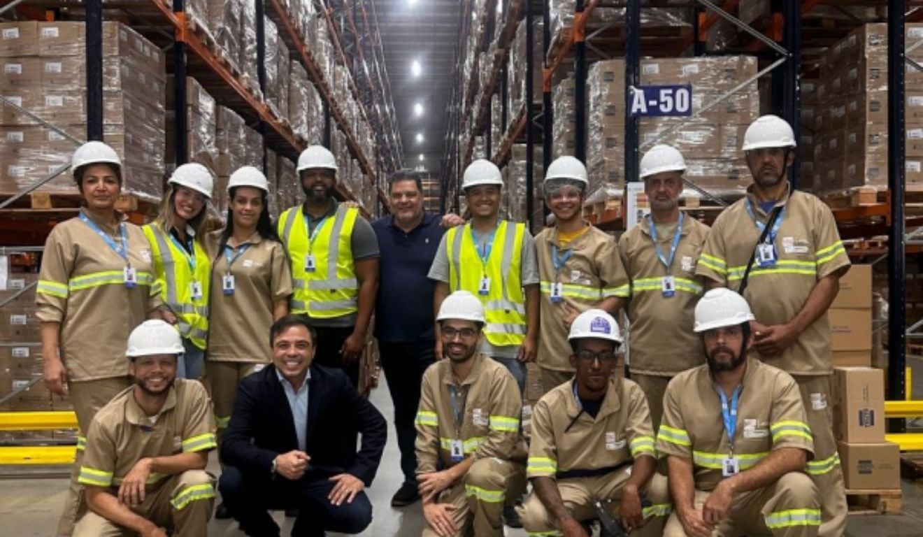 Laboratório libera vagas na Serra para operador de empilhadeira e conferente